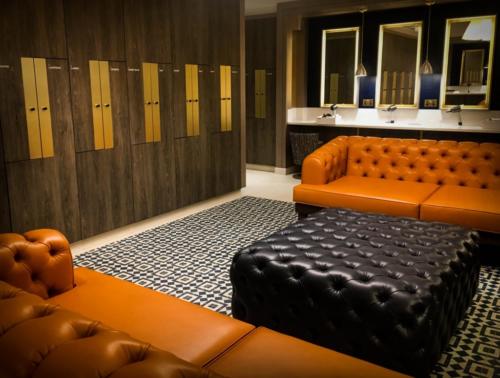 southlodge-changing-room-1-1-of-1-1024x774